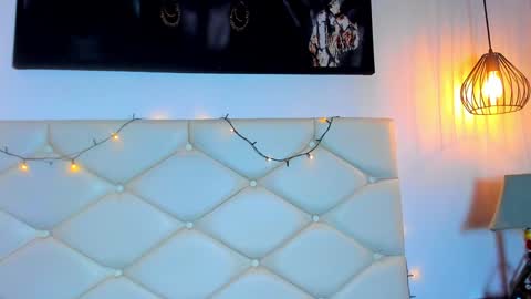         online show from December 20, 3:36 am