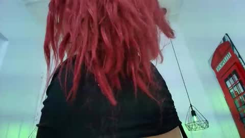 Snapshot of dani_dreams19 chatting on October 2, 3:01 pm DANI online show from October 2, 3:01 pm