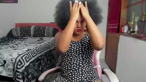 Snapshot of danisweet_ chatting on February 11, 6:30 am dani online show from February 11, 6:30 am