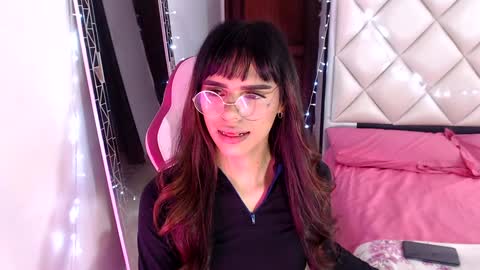 Snapshot of dannadoll69 chatting on December 24, 11:38 am Dannamunoz130 online show from December 24, 11:38 am