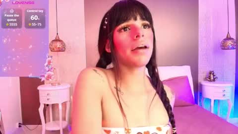 Snapshot of dannadoll69 chatting on September 18, 2:44 pm Dannamunoz130 online show from September 18, 2:44 pm
