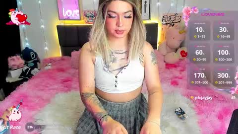 dannia_13 online show from October 24, 2:27 am