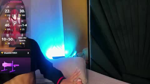    online show from October 19, 11:46 am