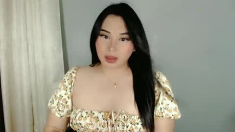Snapshot of darcy_world chatting on January 2, 12:03 pm DARCY online show from January 2, 12:03 pm