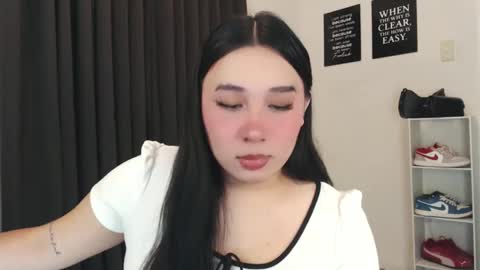 Snapshot of darcy_world chatting on October 5, 12:22 am DARCY online show from October 5, 12:22 am