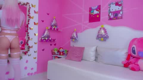 Snapshot of daripqueen chatting on December 17, 1:38 pm DaripQueen online show from December 17, 1:38 pm