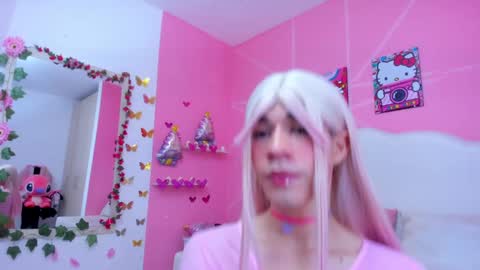 Snapshot of daripqueen chatting on January 23, 2:39 pm DaripQueen online show from January 23, 2:39 pm
