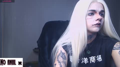 Snapshot of dark__elf chatting on December 10, 10:16 pm Anessa online show from December 10, 10:16 pm