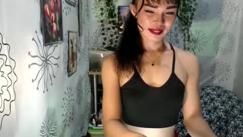 Snapshot of dark_angelxxx94 chatting on February 25, 11:33 pm yushico online show from February 25, 11:33 pm