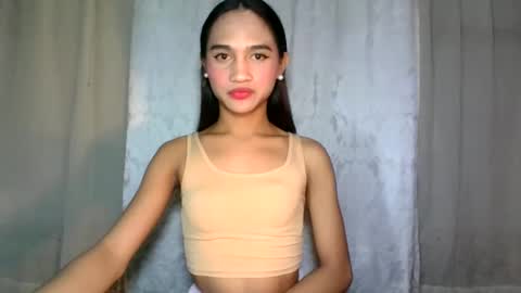 Snapshot of dark_hurohuro19 chatting on December 22, 12:17 am LIANNA online show from December 22, 12:17 am