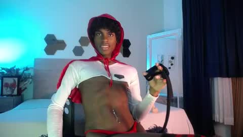 Snapshot of darkcandyboy chatting on October 4, 12:50 pm Candy online show from October 4, 12:50 pm