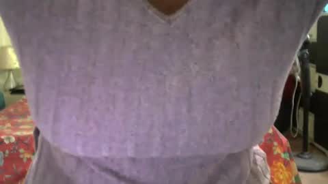 Snapshot of dayanasangre chatting on December 18, 3:04 am Dayana Cristal online show from December 18, 3:04 am