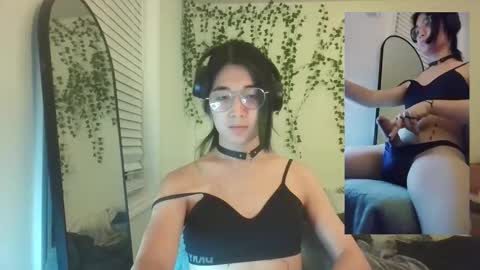 deciduousdoll online show from November 1, 6:11 am