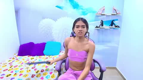 DEMI online show from October 1, 2:17 pm