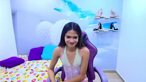 DEMI online show from October 2, 2:28 pm