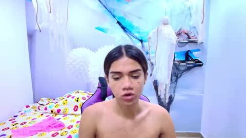 DEMI online show from October 20, 1:03 pm