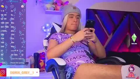 Snapshot of derek_grey1 chatting on October 8, 5:03 pm Derek independent online show from October 8, 5:03 pm