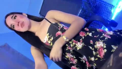 Snapshot of destinyrosexxx chatting on February 2, 10:57 am Chelsea online show from February 2, 10:57 am