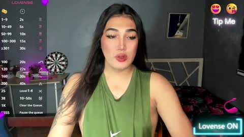 Wency online show from December 6, 3:39 pm