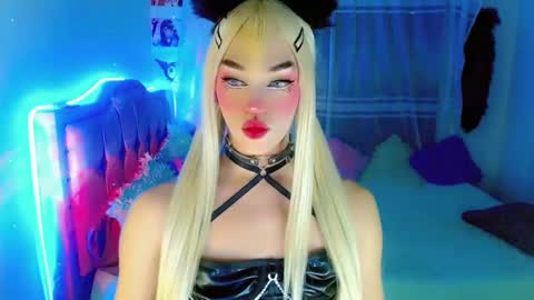 Snapshot of diamond_hott1 chatting on January 12, 3:17 am AmayaGirl online show from January 12, 3:17 am