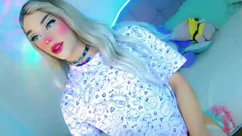 Snapshot of diamond_hott1 chatting on February 12, 2:45 am AmayaGirl online show from February 12, 2:45 am