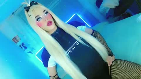 Snapshot of diamond_hott1 chatting on February 22, 2:39 am AmayaGirl online show from February 22, 2:39 am