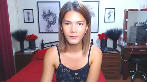 Snapshot of diense17 chatting on October 7, 10:49 am Dennesse online show from October 7, 10:49 am