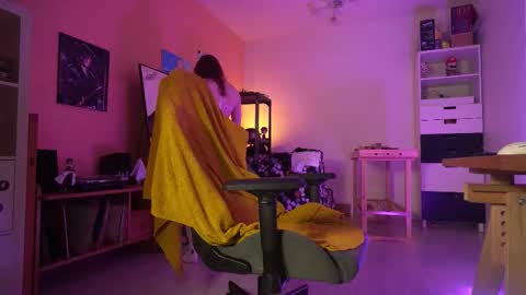 Dilan  online show from October 11, 3:47 pm