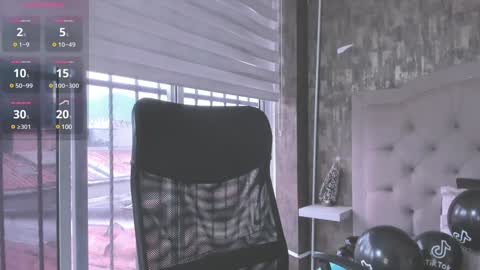 Snapshot of diosaa_golden chatting on January 7, 7:59 pm DIOSA online show from January 7, 7:59 pm