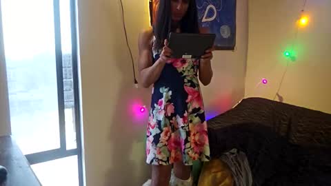 Divina Jewels online show from February 6, 10:15 pm