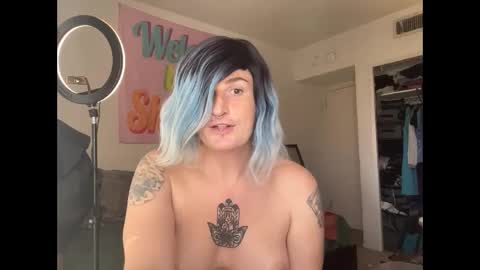 Snapshot of divinathedivine chatting on October 2, 5:34 pm divinathedivine online show from October 2, 5:34 pm