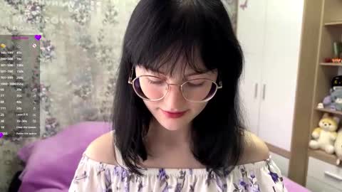Snapshot of dodiebabikian chatting on September 28, 12:15 pm Annie PVT IS OPEN online show from September 28, 12:15 pm