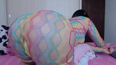 Snapshot of dolcevainin chatting on January 15, 2:24 pm Dolcevainin online show from January 15, 2:24 pm