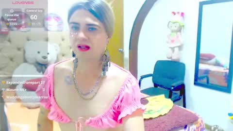 Snapshot of dolldirtyxxx1 chatting on October 5, 6:58 am ilona online show from October 5, 6:58 am
