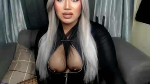 dominant10inchcock online show from November 7, 11:21 am