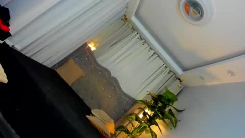 Snapshot of dominantgoddessontop chatting on January 23, 1:08 am CALL ME BABY BELLA online show from January 23, 1:08 am
