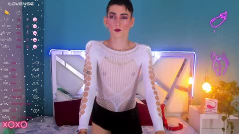 Snapshot of dominic_thailor chatting on January 18, 2:36 pm Dominic online show from January 18, 2:36 pm