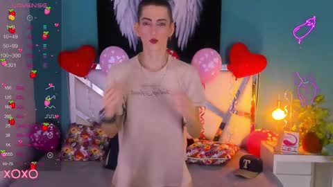 Snapshot of dominic_thailor chatting on February 20, 2:46 pm Dominic online show from February 20, 2:46 pm