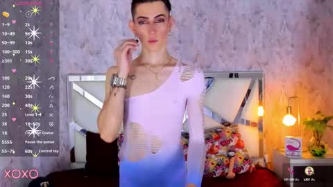 Snapshot of dominic_thailor chatting on September 28, 2:16 pm Dominic online show from September 28, 2:16 pm