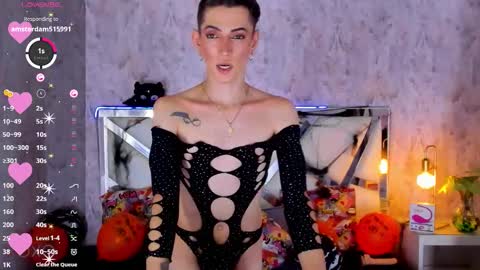 Snapshot of dominic_thailor chatting on October 10, 3:57 pm Dominic online show from October 10, 3:57 pm