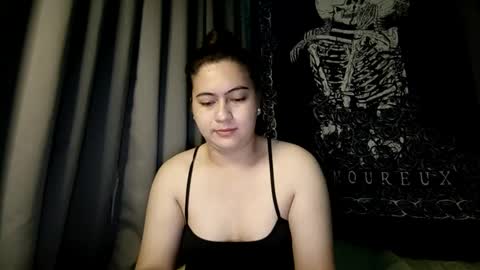 Snapshot of dreamycreamyst chatting on January 10, 2:25 am dreamycreamyst online show from January 10, 2:25 am