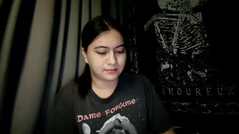 Snapshot of dreamycreamyst chatting on January 22, 8:49 pm dreamycreamyst online show from January 22, 8:49 pm