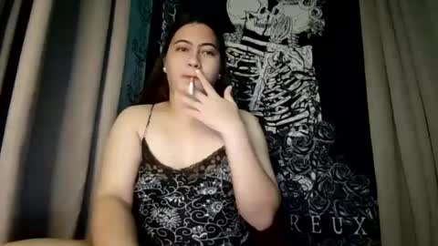 Snapshot of dreamycreamyst chatting on February 21, 4:48 pm dreamycreamyst online show from February 21, 4:48 pm