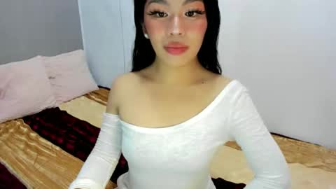 Snapshot of dripqueenxoxo chatting on September 8, 3:11 pm miss. Erika online show from September 8, 3:11 pm
