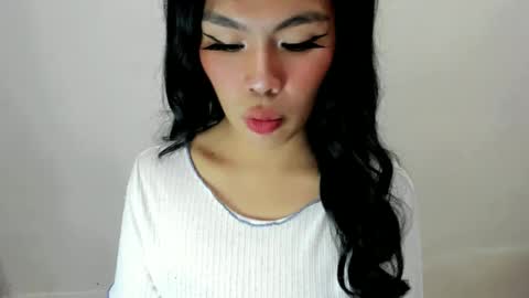 Snapshot of dripqueenxoxo chatting on September 11, 2:47 pm miss. Erika online show from September 11, 2:47 pm