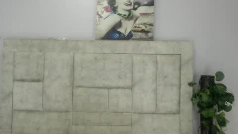 Snapshot of eban_dustan chatting on October 6, 6:08 pm Eban online show from October 6, 6:08 pm