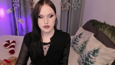 Effie Mur online show from January 10, 9:32 pm