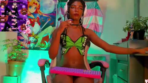 effy_marinn online show from September 15, 10:20 am