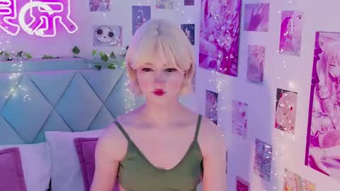 Snapshot of effyevans2 chatting on March 8, 4:23 am - new video where i CUM in BIO online show from March 8, 4:23 am