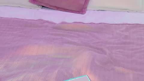 Snapshot of effyevans2 chatting on October 8, 4:47 am - new video where i CUM in BIO online show from October 8, 4:47 am